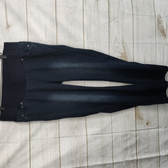 RUMOR Has it Maternity Jeans, Size Large - Picture 1 of 7